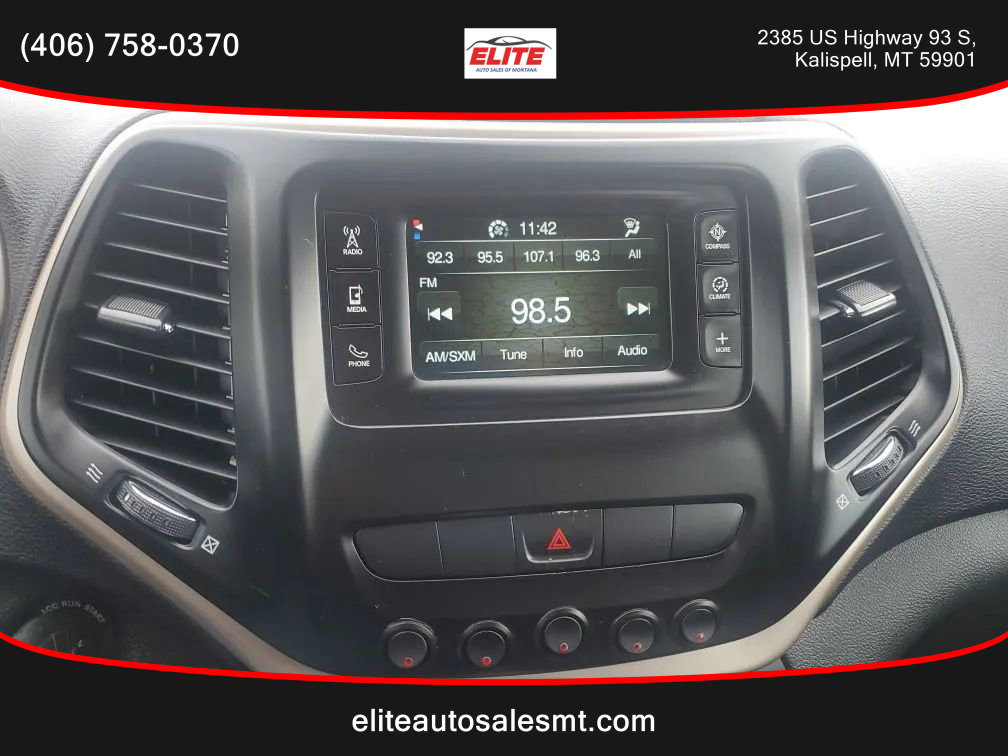 Used 2015 Jeep Cherokee Latitude image 14