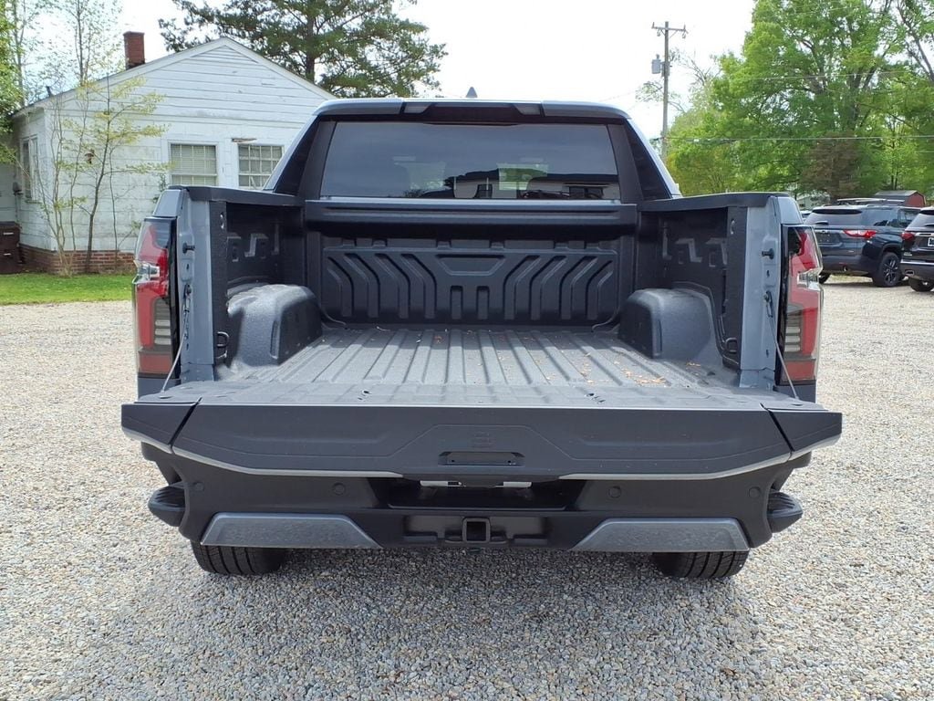 New 2026 Chevrolet Silverado EV LT w/ Plus Package AWD/4WD image 7