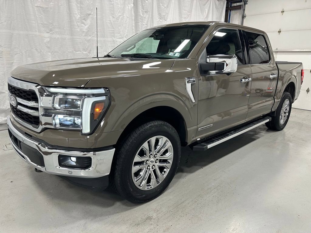 Used 2025 Ford F150 Lariat w/ Equipment Group 501A Mid AWD/4WD image 3