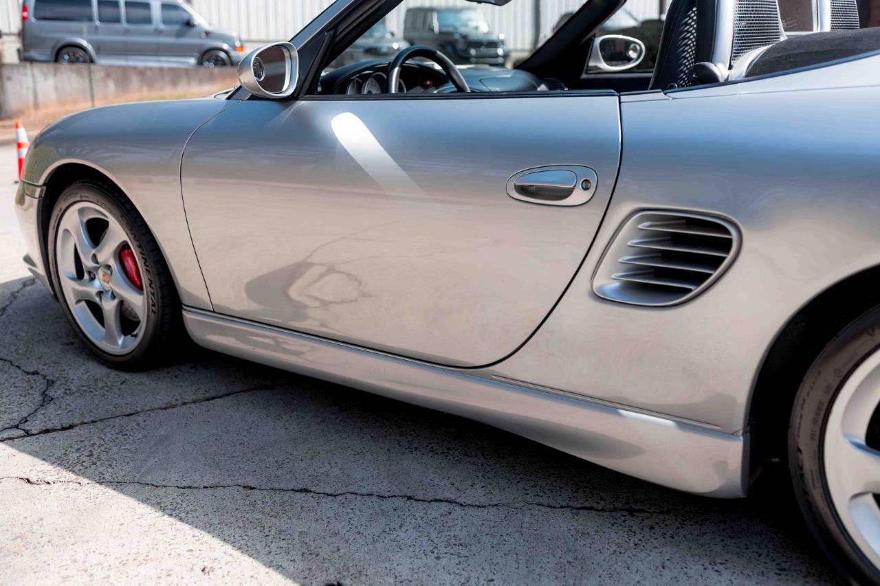 Used 2003 Porsche Boxster S image 28