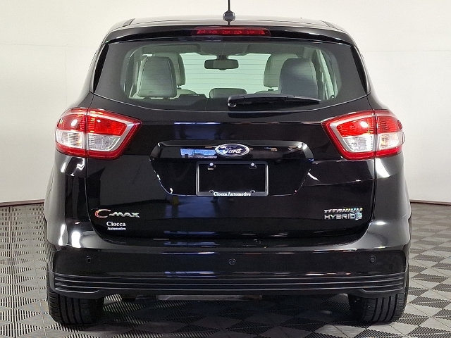 Used 2017 Ford C-MAX Titanium w/ Equipment Group 301A FWD image 8
