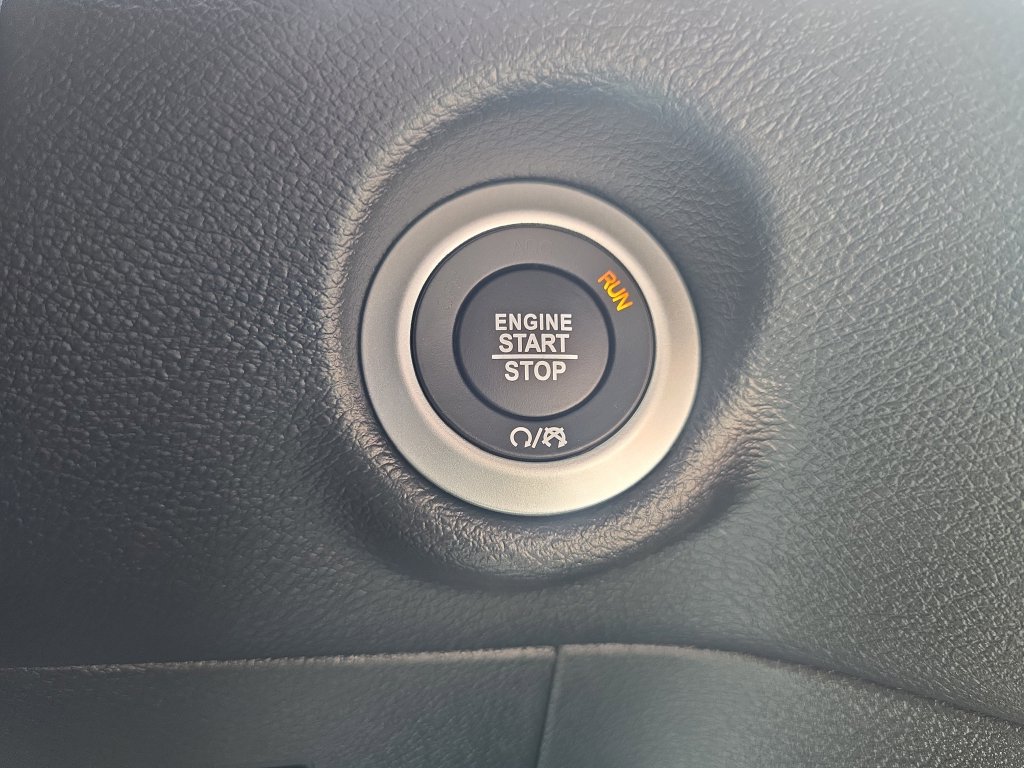 New 2025 Chrysler Voyager LX FWD image 22