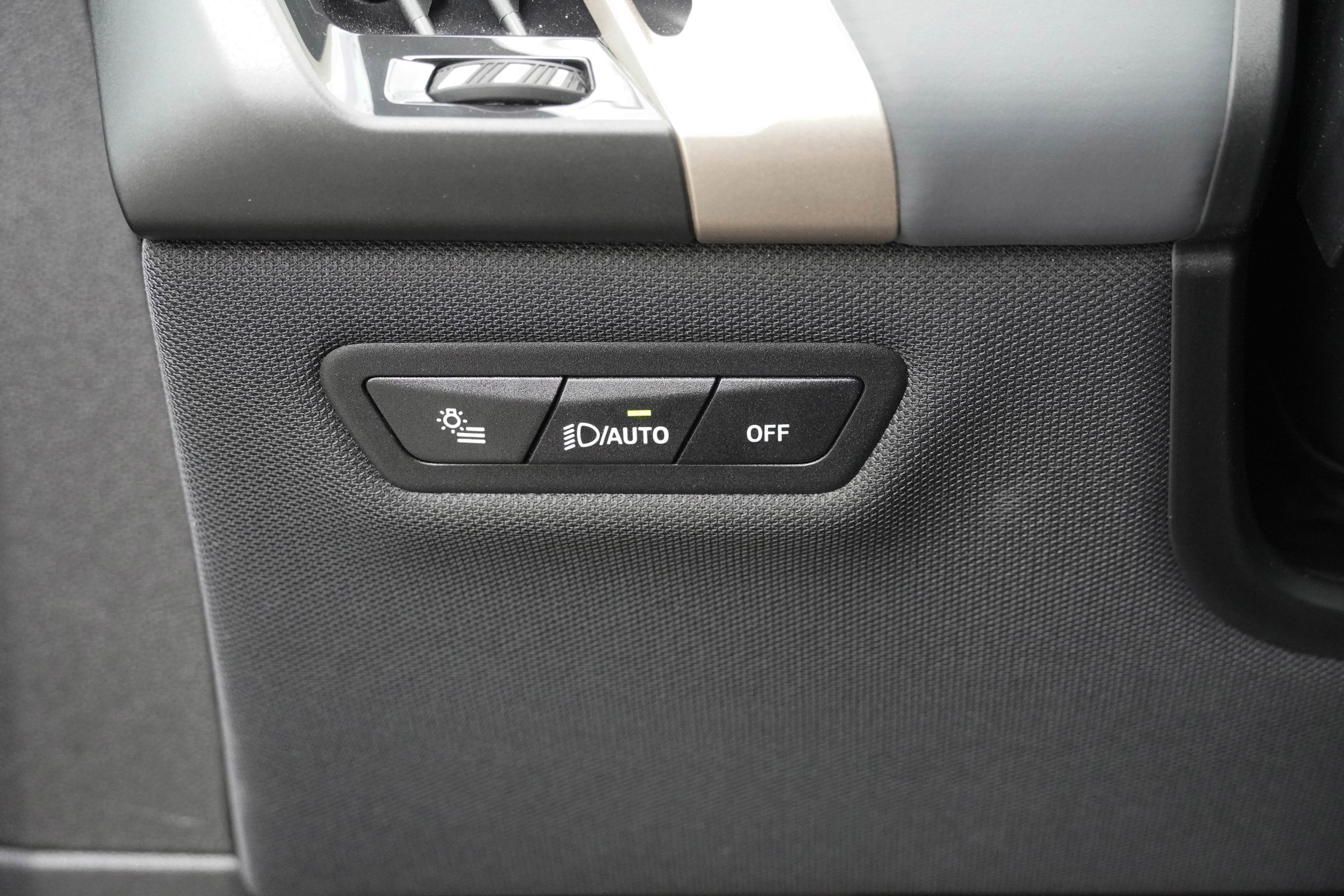 Certified 2024 BMW iX M60 image 17