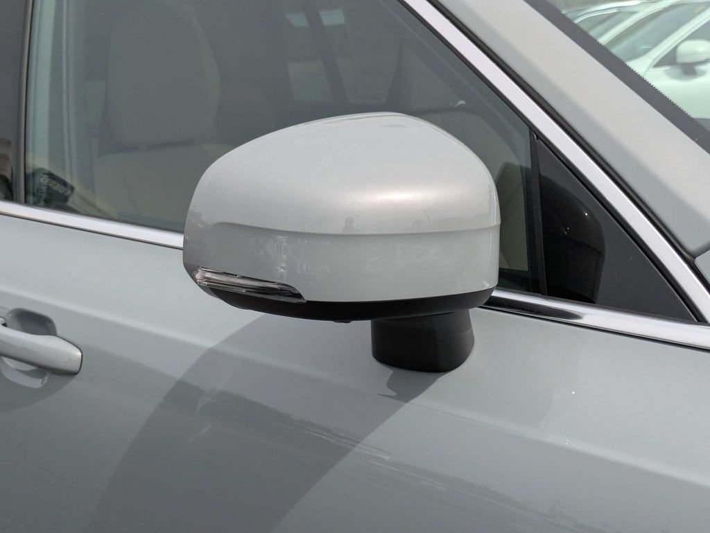 Used 2026 Volvo XC90 T8 Plus w/ Protection Package AWD/4WD image 12