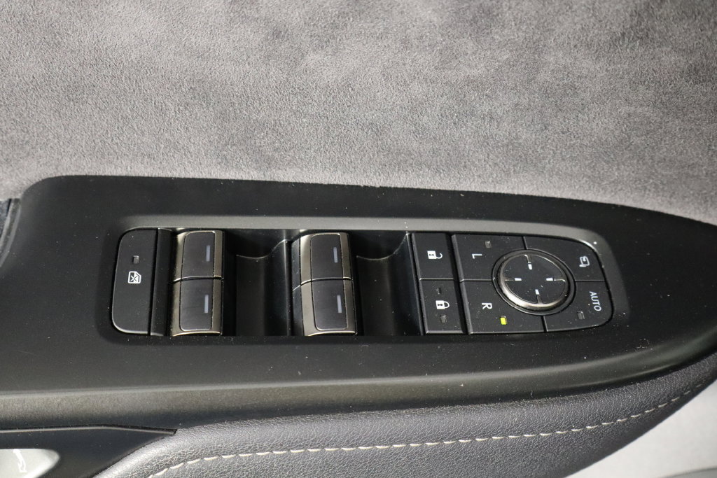 Used 2024 Lexus RZ 450e Premium w/ Accessory Package (K3) AWD/4WD image 22