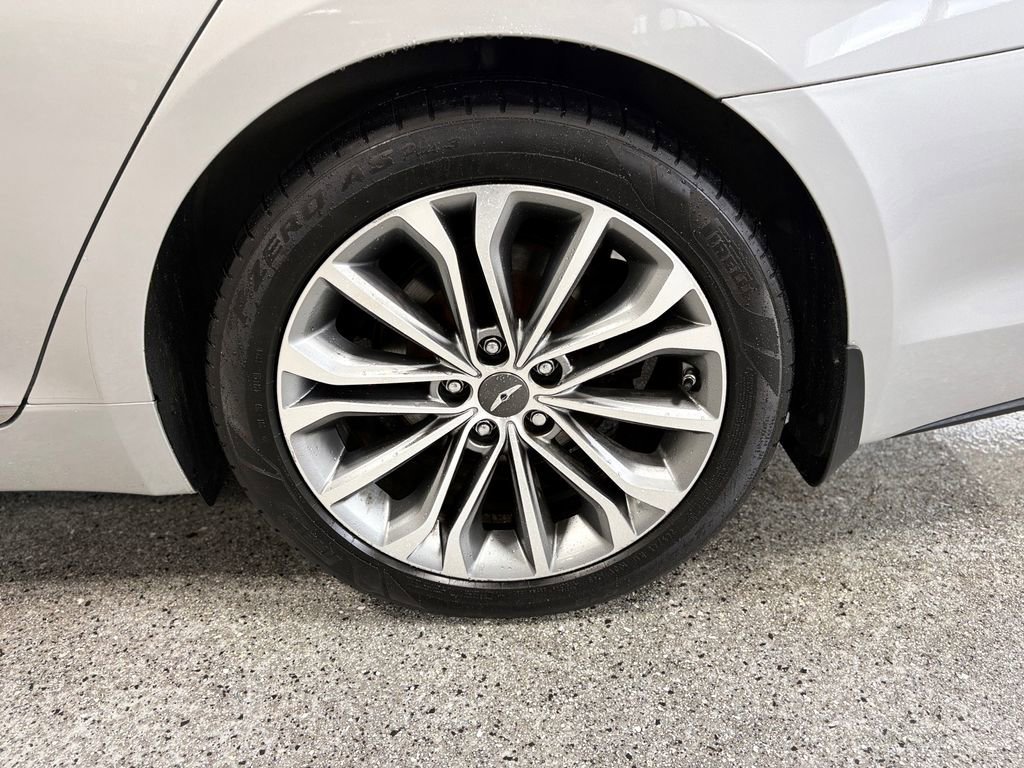 Used 2017 Genesis G80 3.8 w/ Option Group 03 image 26