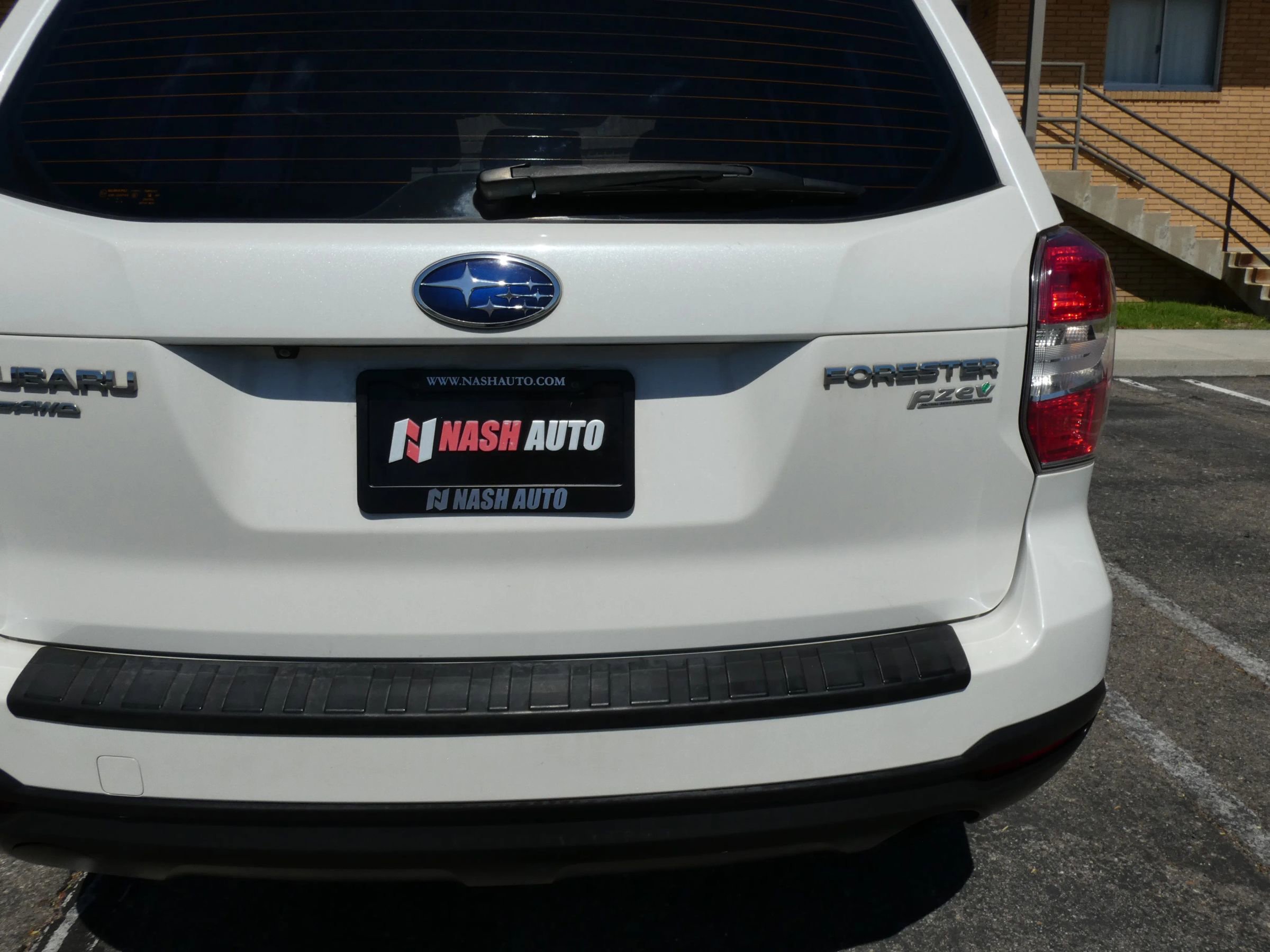 Used 2016 Subaru Forester 2.5i w/ Alloy Wheel Package image 9