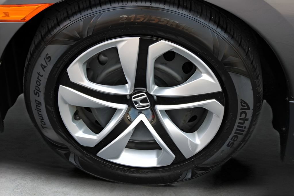 Used 2016 Honda Civic LX image 2