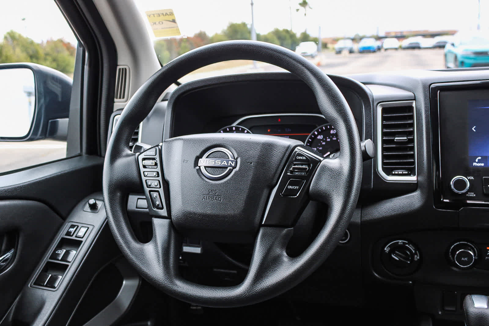 Used 2023 Nissan Frontier SV AWD/4WD image 15