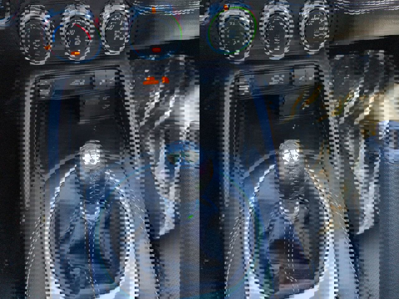 Used 2024 MAZDA MX-5 Miata RF Grand Touring image 17