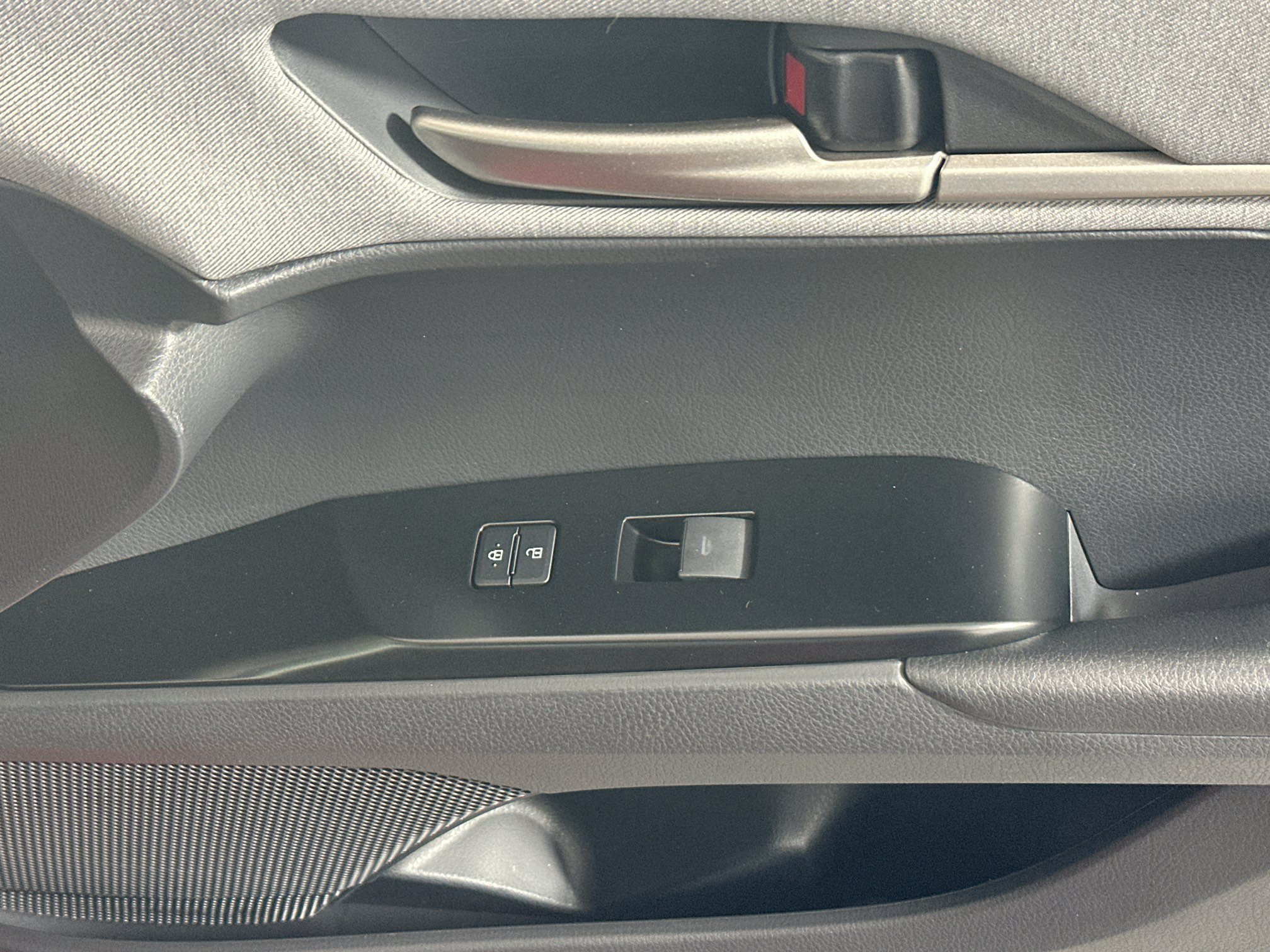 New 2026 Toyota Camry LE FWD image 28
