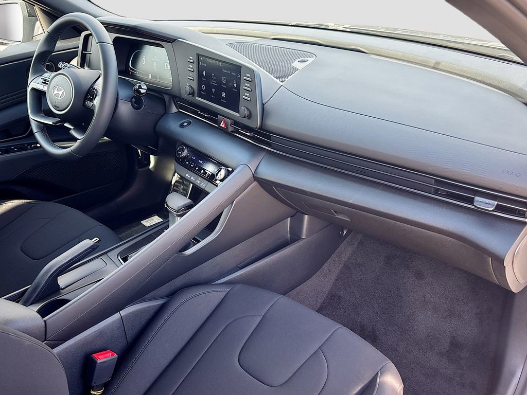 New 2026 Hyundai Elantra Sport image 27