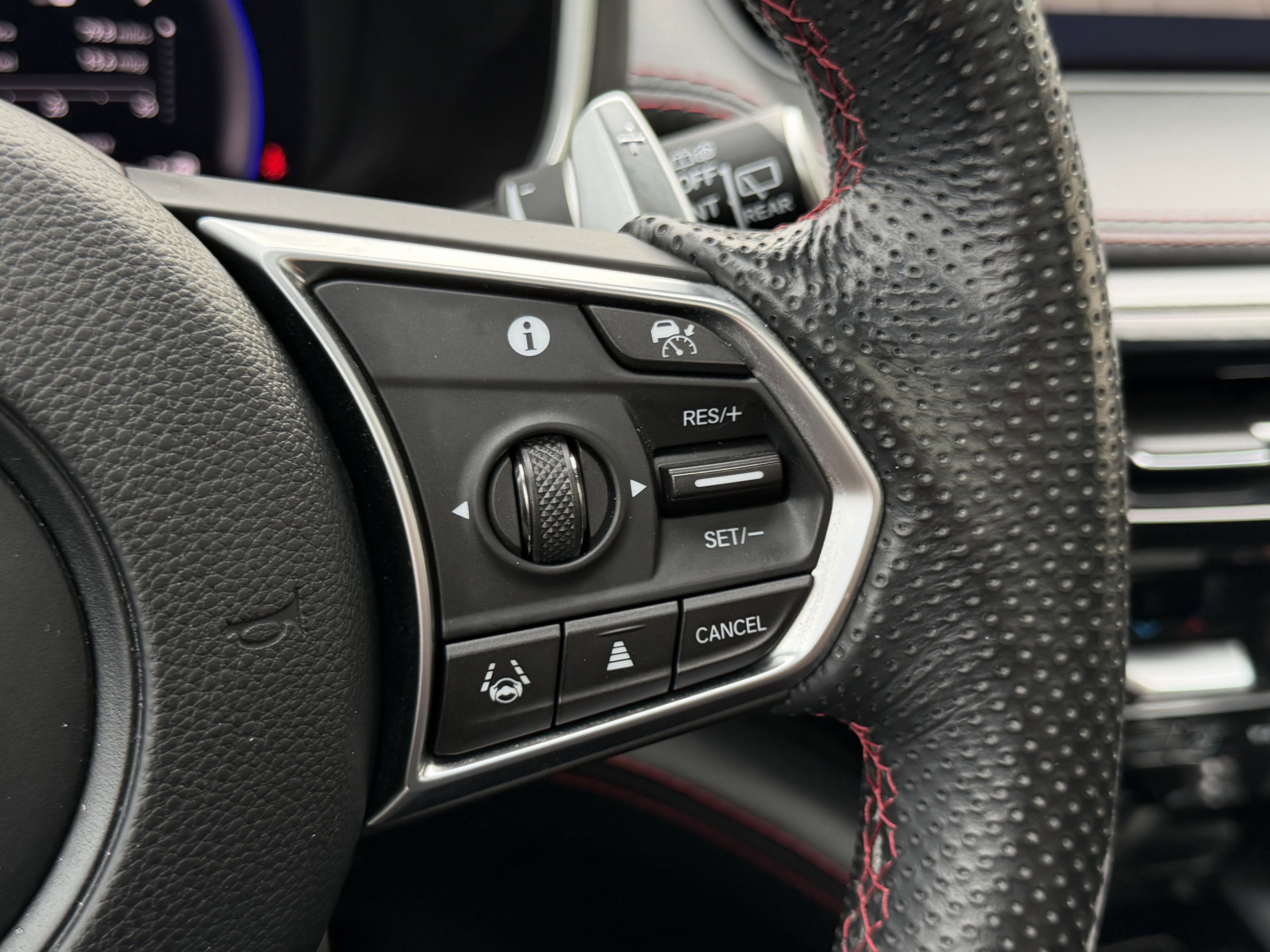 Used 2023 Acura MDX A-Spec image 21