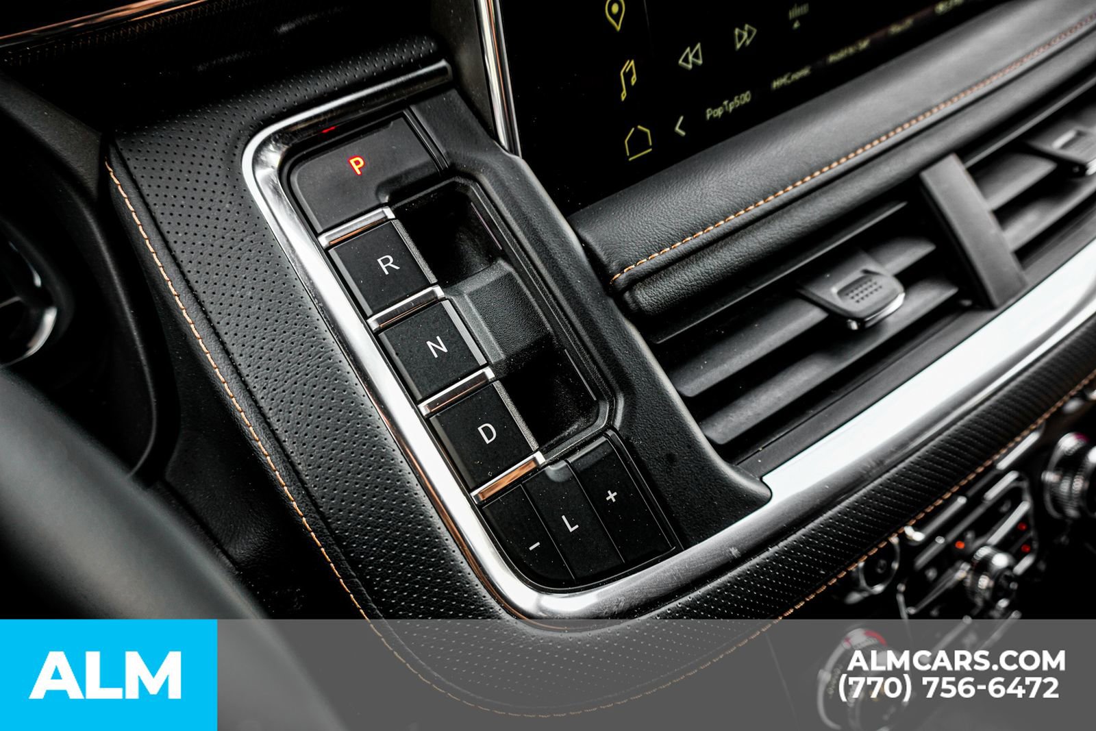 Used 2024 GMC Yukon XL AT4 w/ Technology Package image 47