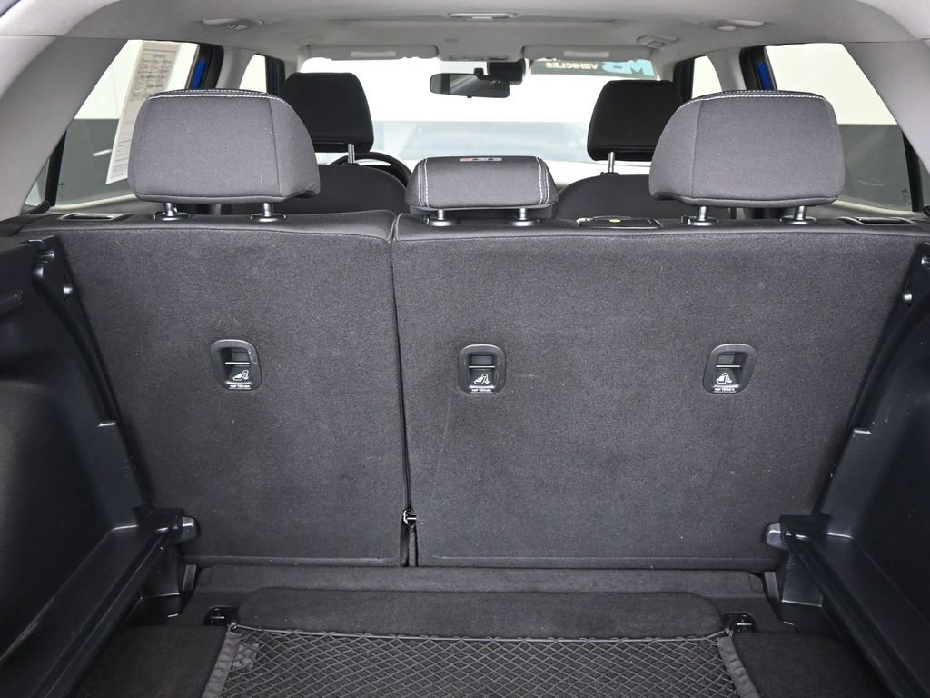 Used 2022 Hyundai Venue SEL w/ Cargo Package image 17