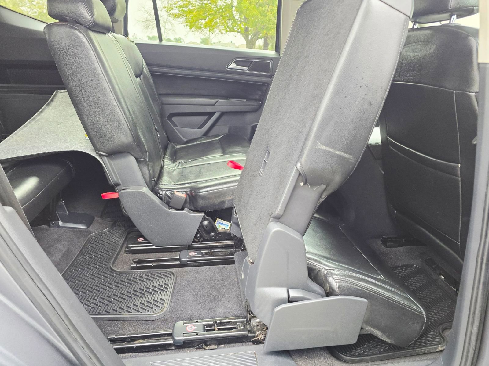 Used 2018 Volkswagen Atlas Launch Edition image 34