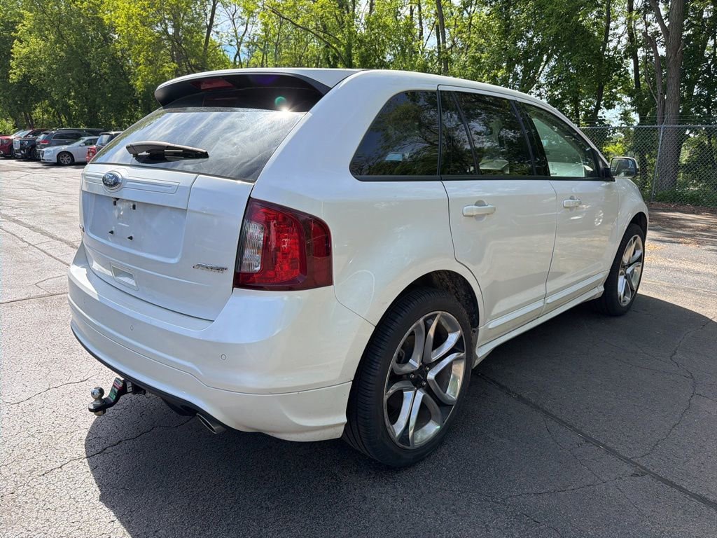 Used 2014 Ford Edge Sport w/ Driver Entry Package FWD image 3