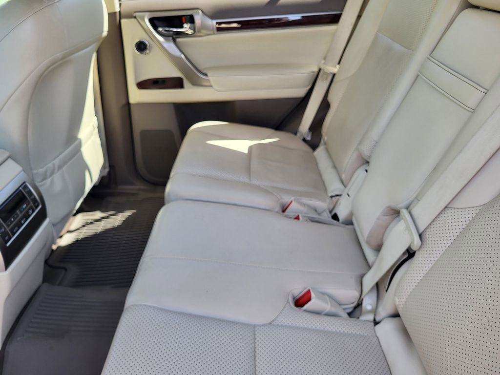 Used 2015 Lexus GX 460 Luxury AWD/4WD image 24