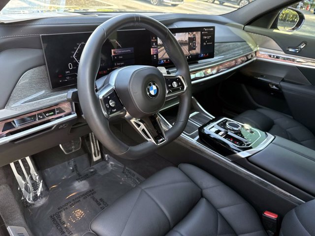 Used 2023 BMW i7 xDrive60 AWD/4WD image 20