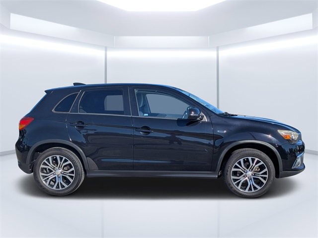 Used 2017 Mitsubishi Outlander Sport ES image 2