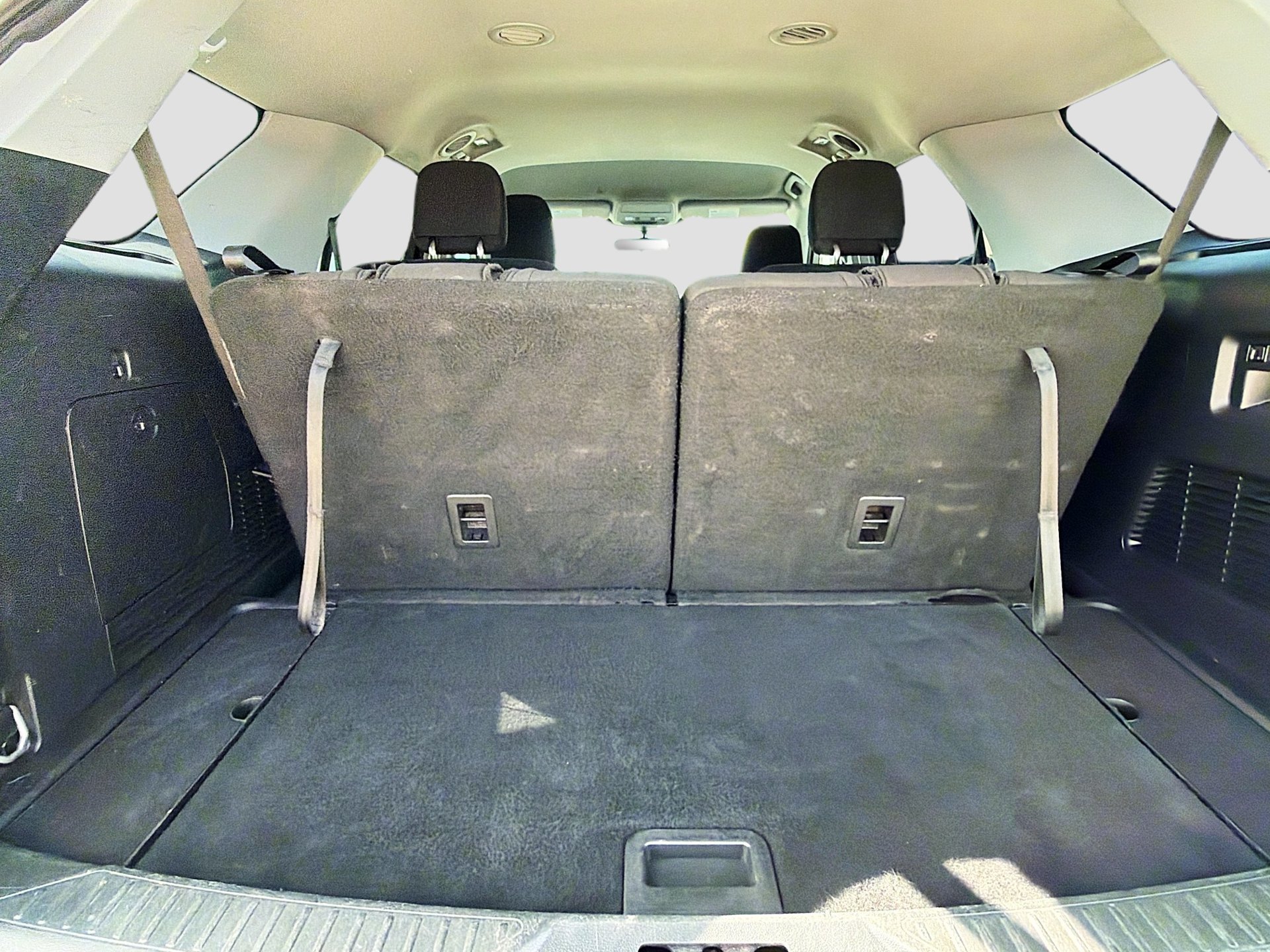 Used 2023 Ford Explorer XLT RWD image 29