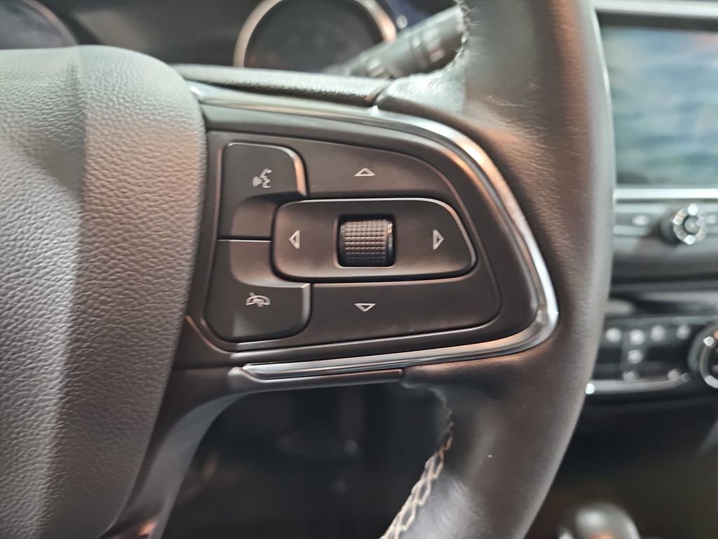 Certified 2022 Buick Encore GX Select w/ Sport Touring Package image 23