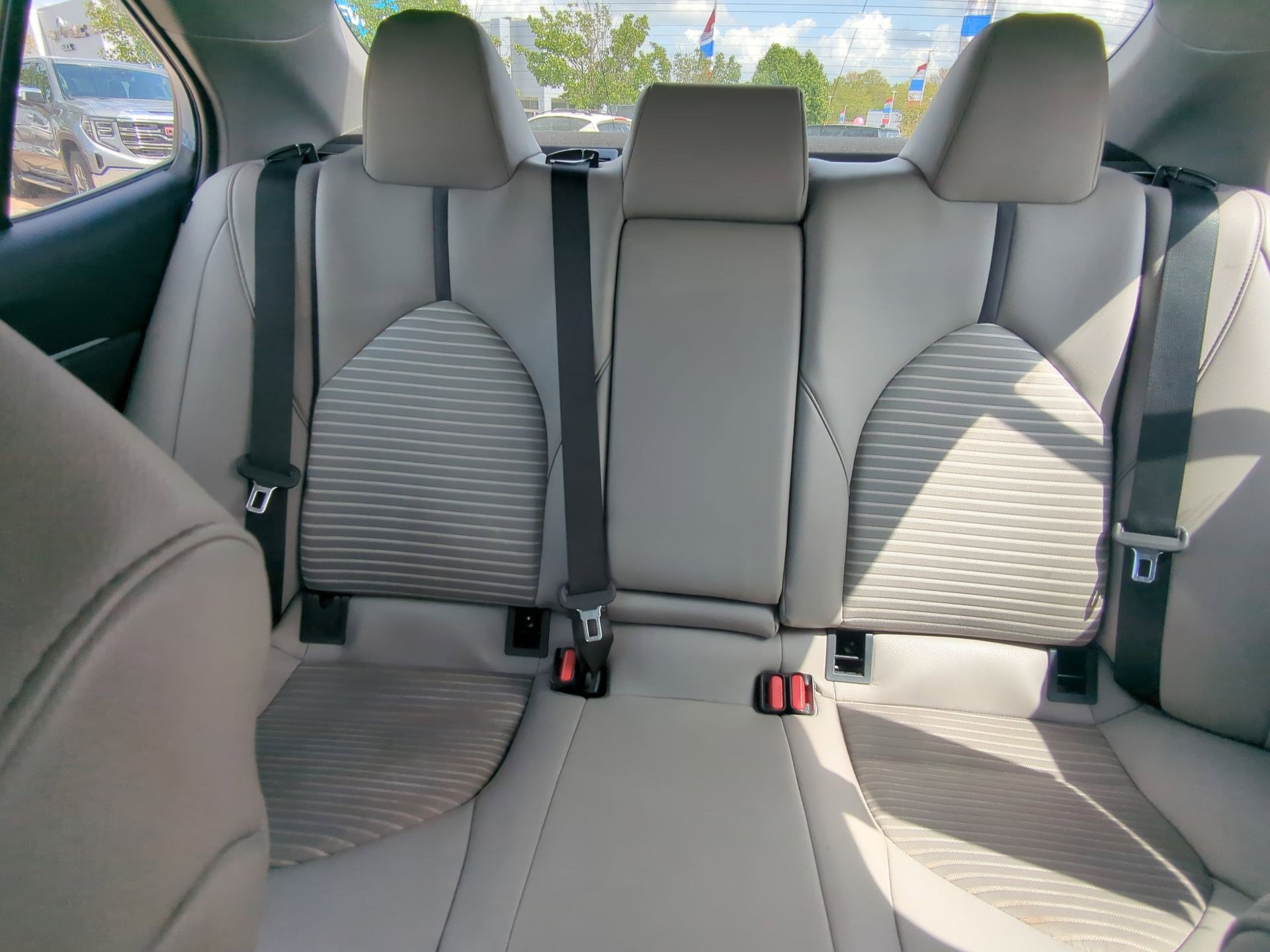 Used 2023 Toyota Camry SE FWD image 22