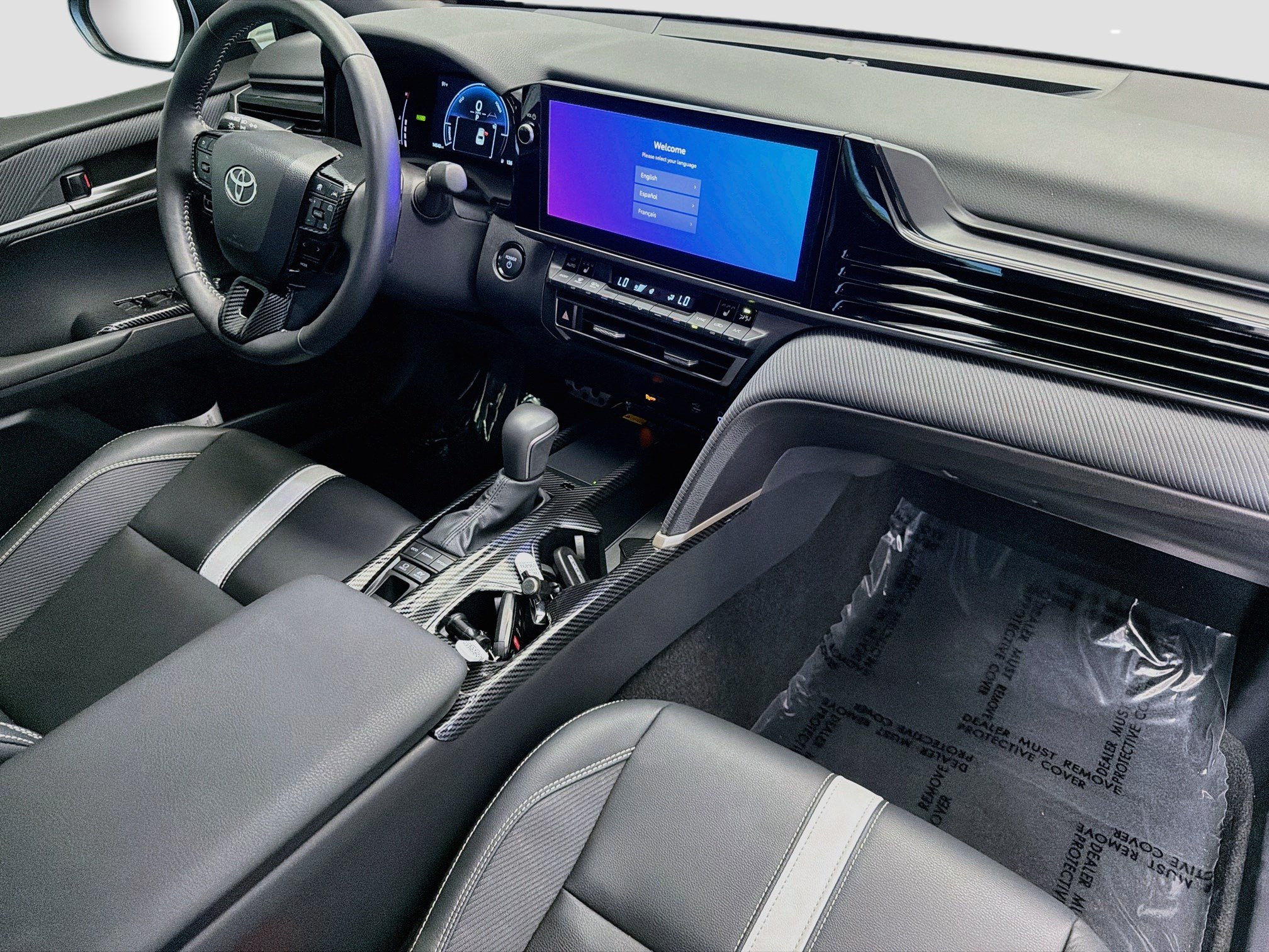 Used 2025 Toyota Camry SE w/ Multimedia Upgrade Package FWD image 12