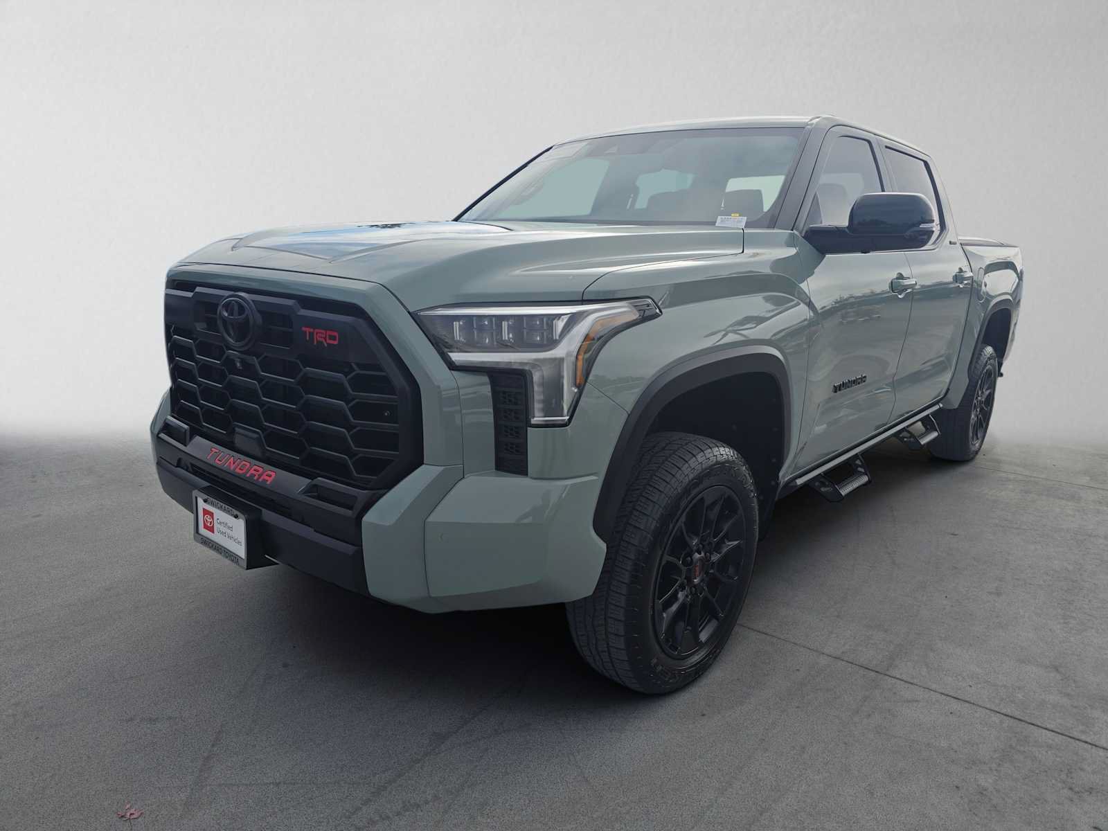 Certified 2025 Toyota Tundra Limited AWD/4WD image 7