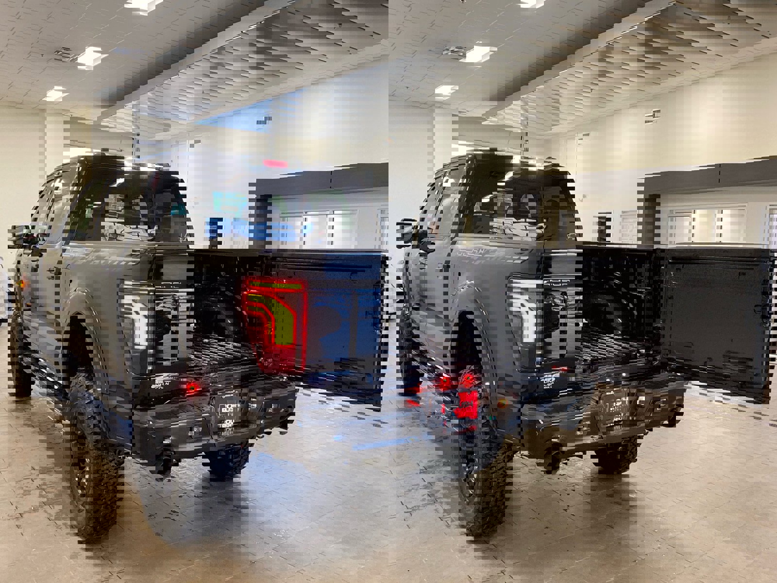 New 2026 Ford F150 Lariat w/ Equipment Group 502A High image 7