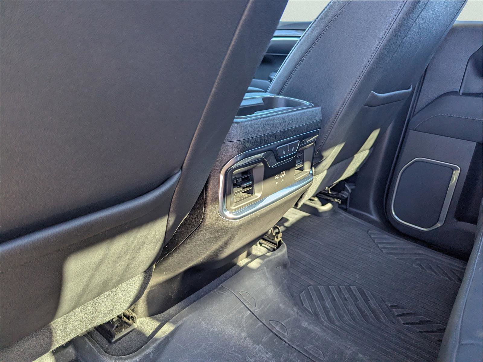 Used 2023 Chevrolet Silverado 1500 LTZ image 15