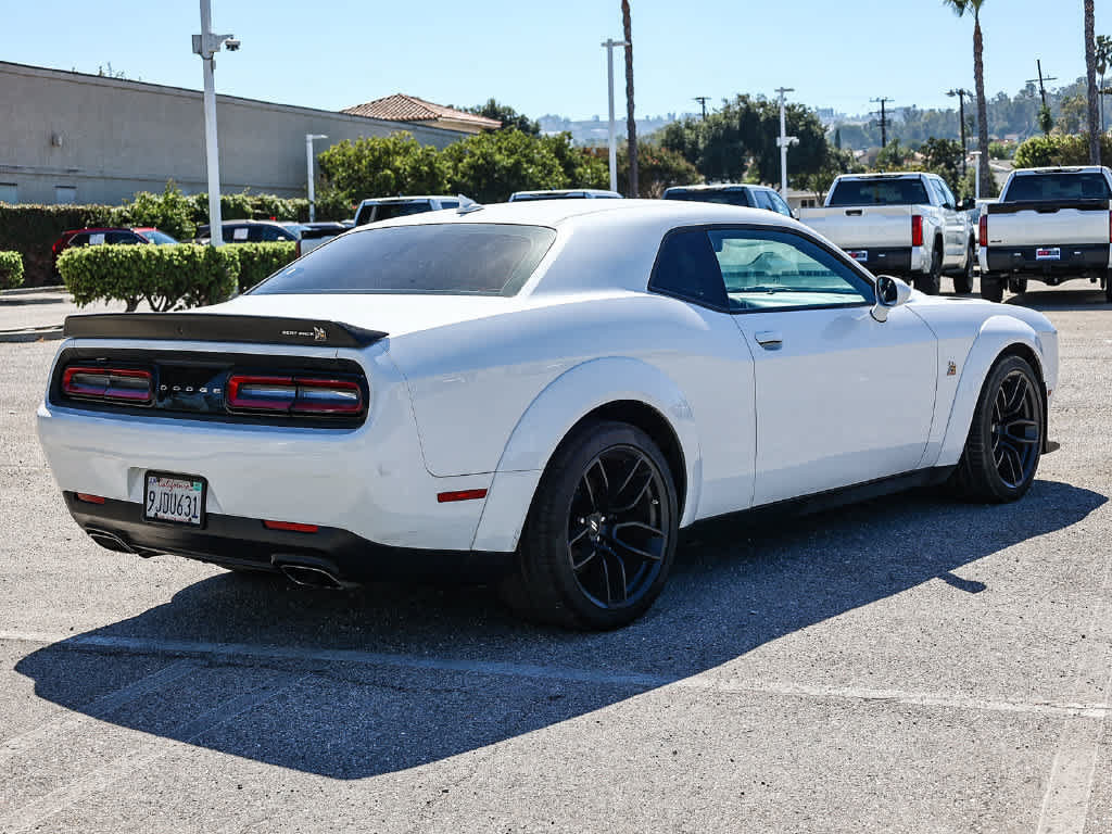 Used 2021 Dodge Challenger R/T Scat Pack RWD image 4