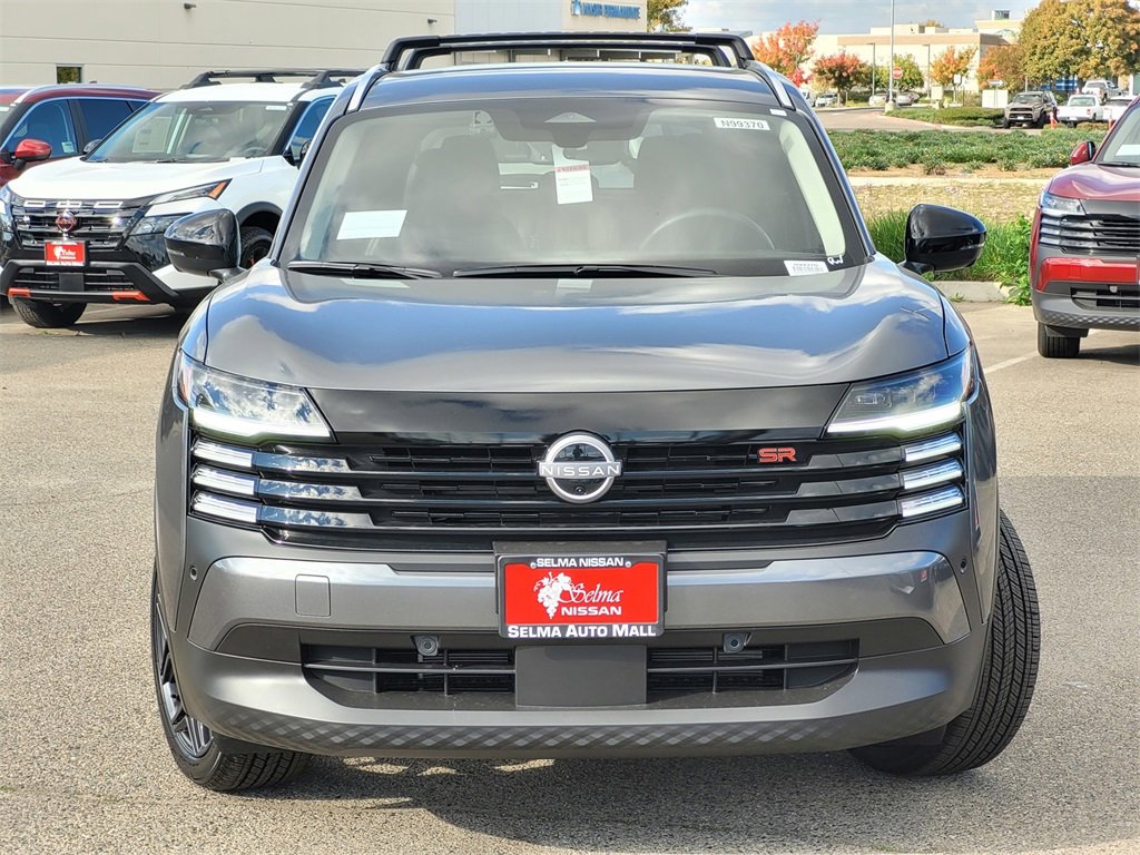 New 2026 Nissan Kicks SR w/ Illumination Package image 2