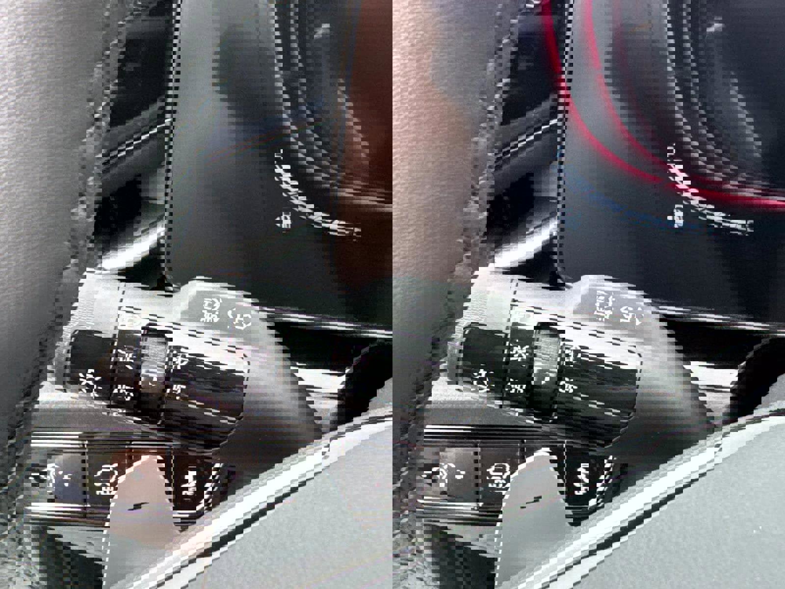 New 2025 Kia Niro SX image 30