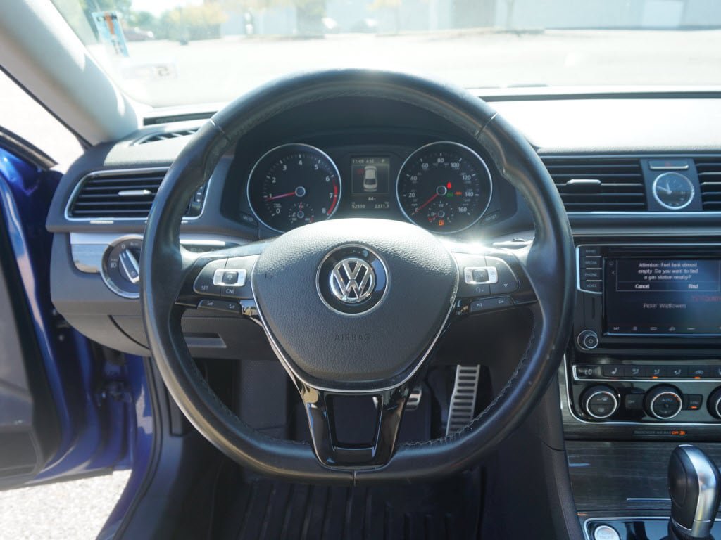 Used 2017 Volkswagen Passat 1.8T SEL Premium FWD image 29