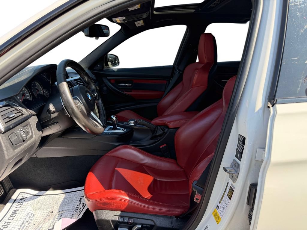 Used 2018 BMW M3 RWD image 29