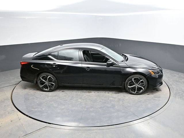 Used 2025 Nissan Altima 2.5 SR image 40