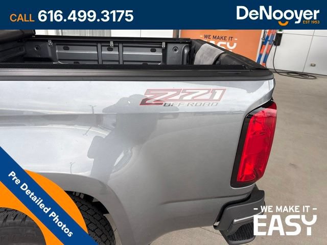 Used 2022 Chevrolet Colorado Z71 w/ Safety Package AWD/4WD image 11