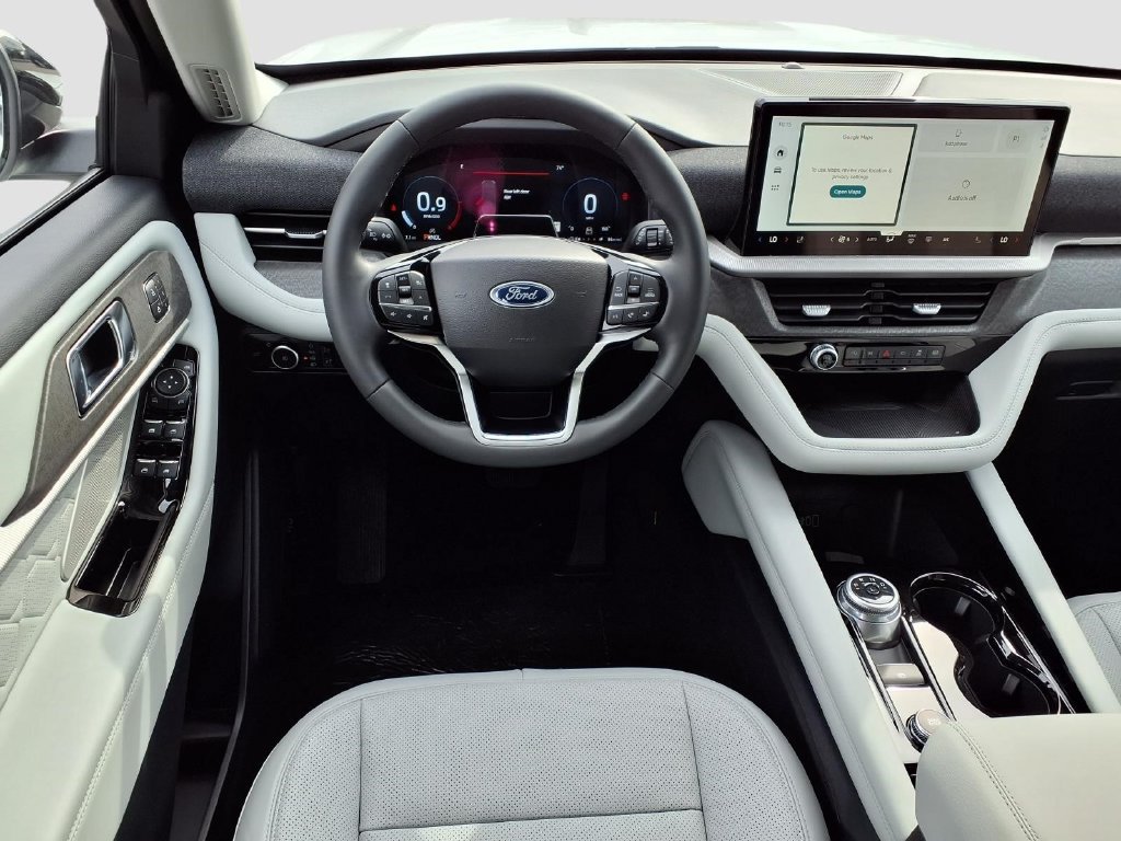 New 2026 Ford Explorer Platinum w/ LUX Leather Package AWD/4WD image 9