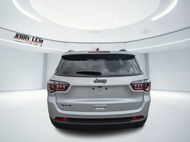 New 2026 Jeep Compass Latitude image 4