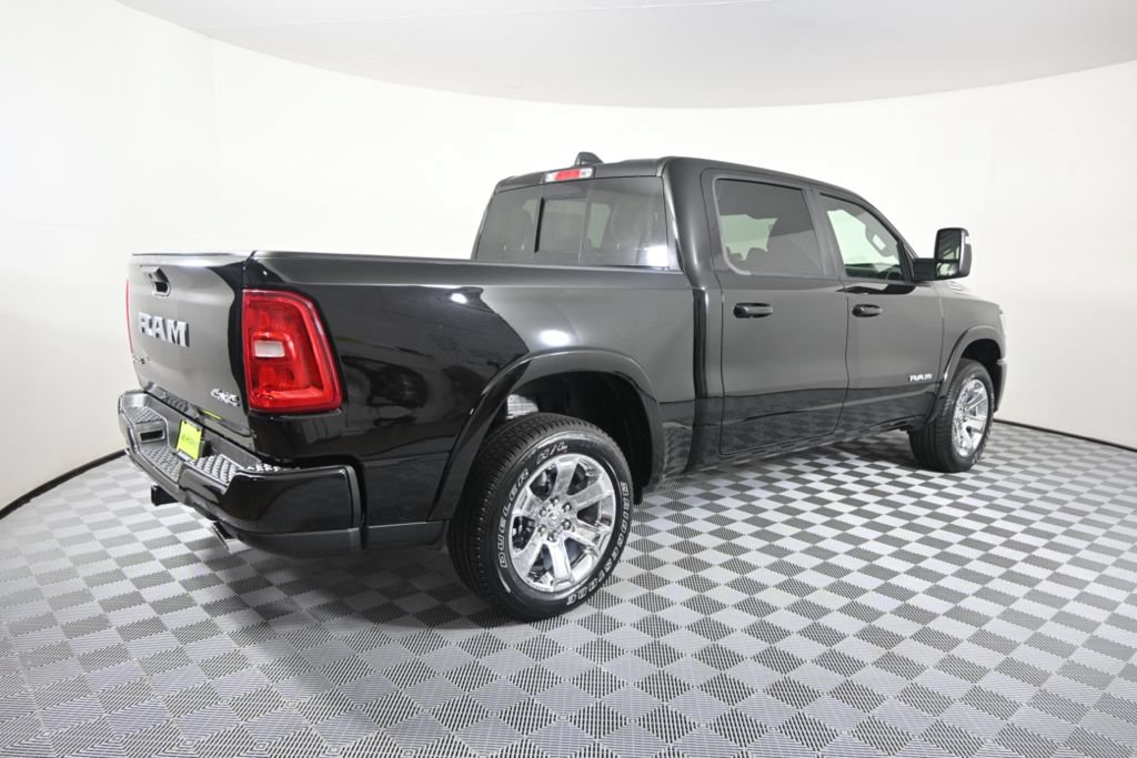 Used 2026 RAM 1500 Big Horn AWD/4WD image 7