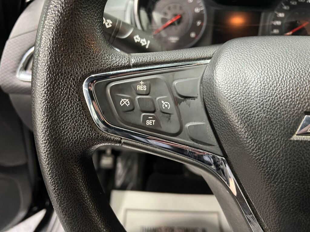 Used 2019 Chevrolet Cruze LT image 10