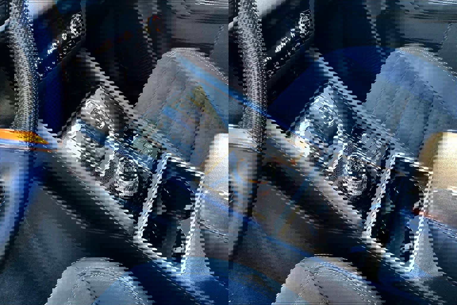 Used 2023 Mitsubishi Outlander SE Black Edition image 16