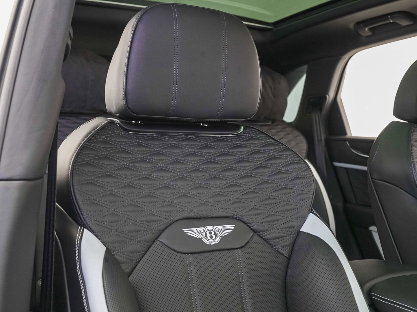 New 2026 Bentley Bentayga Speed image 50