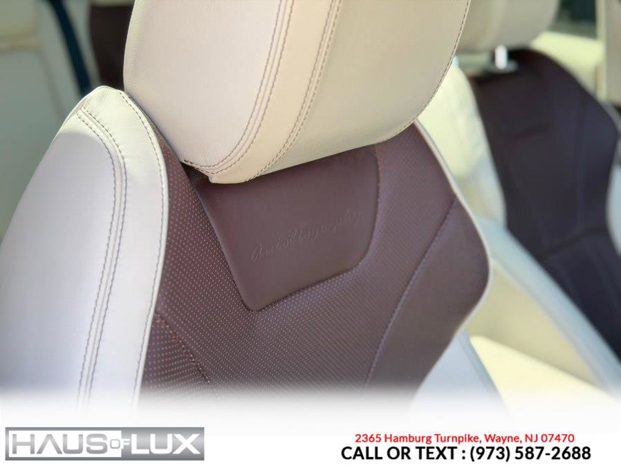 Used 2018 Land Rover Range Rover Evoque Autobiography image 24