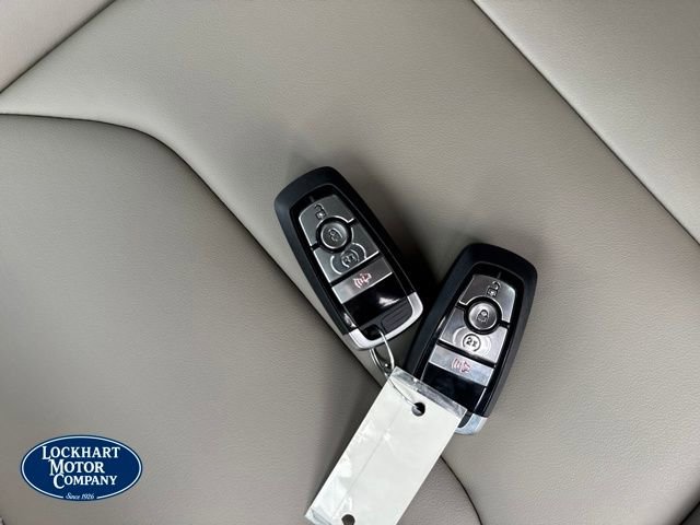 New 2026 Ford Maverick Lariat w/ 4K Tow Package image 29