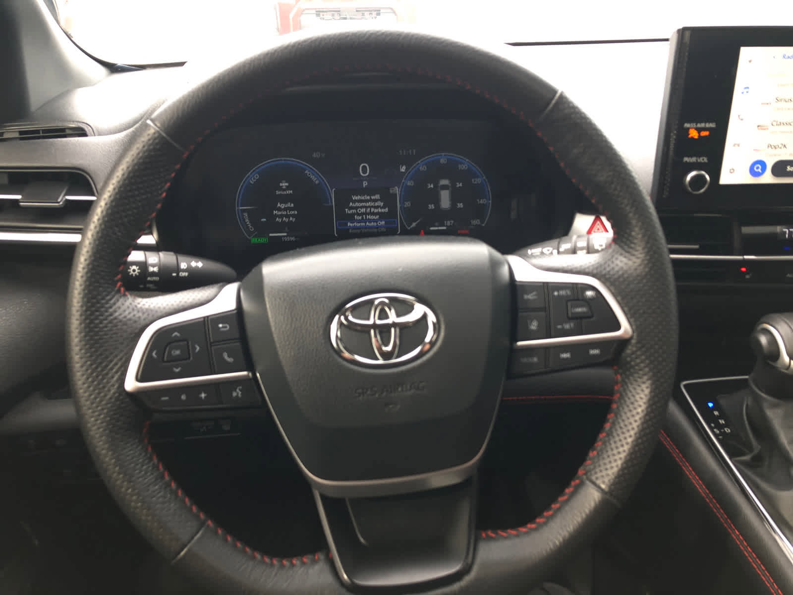 Certified 2025 Toyota Sienna XSE image 9