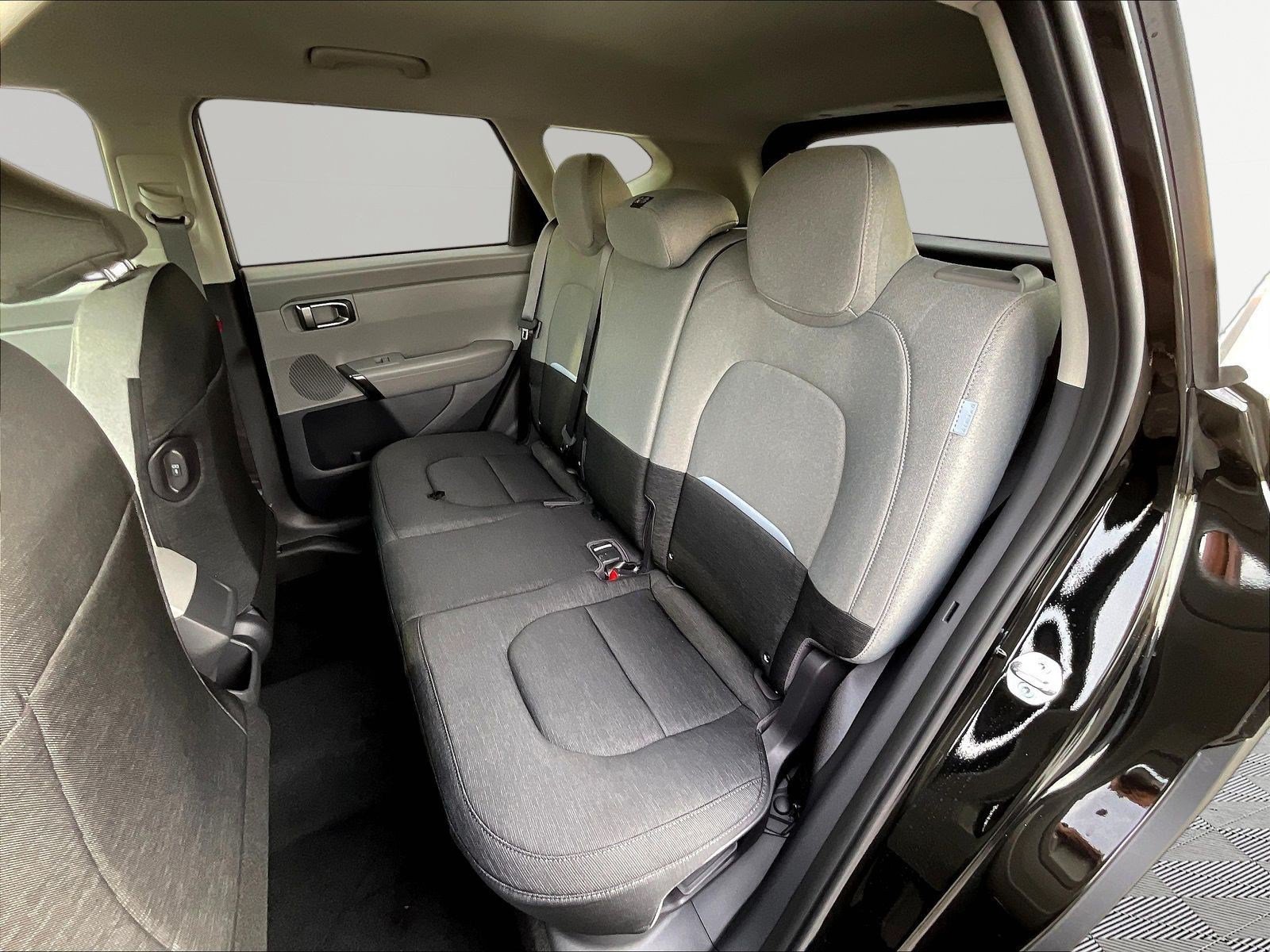 New 2027 Kia Seltos LX FWD image 18