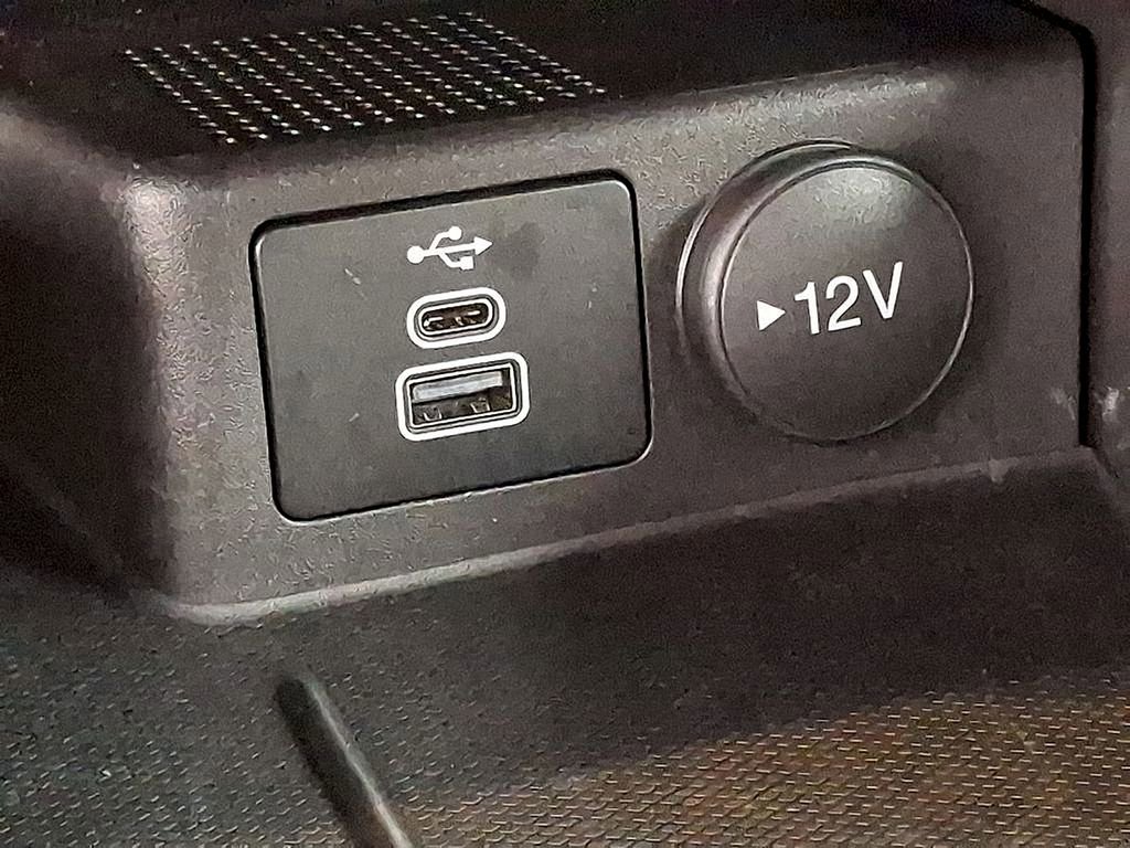 Used 2025 Ford Escape Active FWD image 21