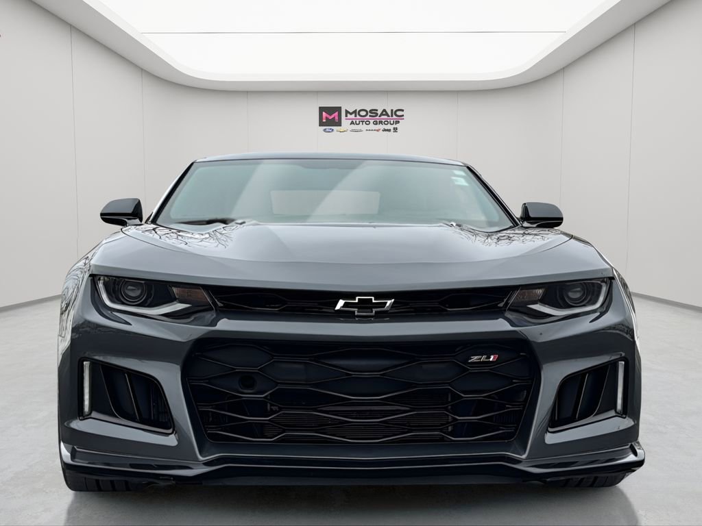 Used 2017 Chevrolet Camaro ZL1 image 10